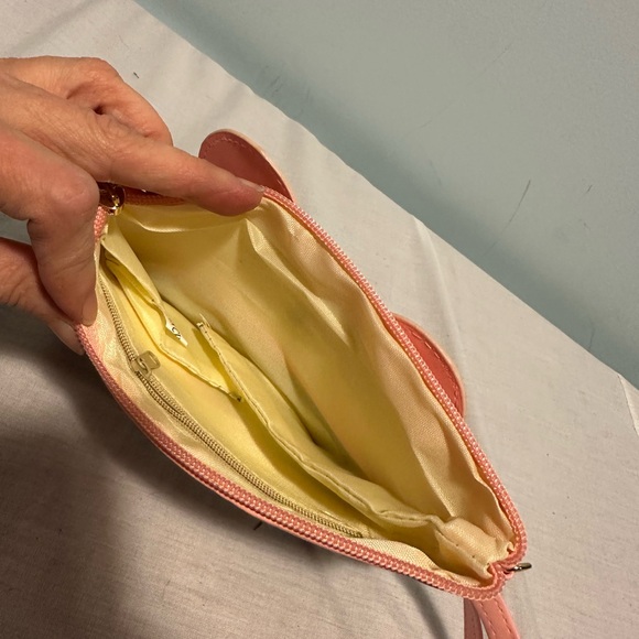 Minnie Mouse Small Wristlet Pink Gray NEW - Picture 3 of 3